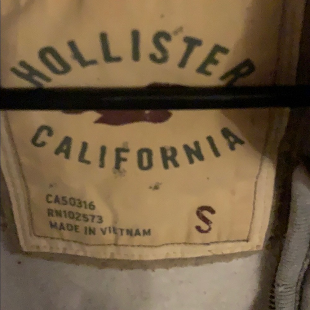 Hollister zip up - Picture 3 of 4